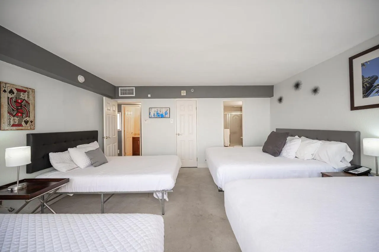 Iconic Vegas Views - 6 Comfy Beds, No Resort Fees, Center Strip! لاس فيغاس الولايات المتحدة الأمريكية
